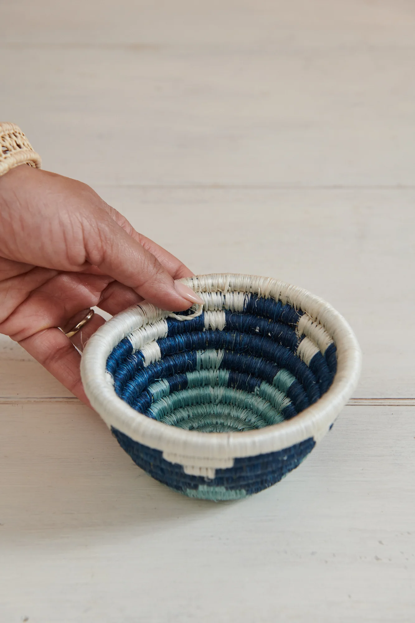 Twilight Catch-All Mini Basket – Handwoven Sisal & Sweetgrass Bowl Fair Trade African Craft (2) Twilight Catch-All Mini Basket – Handwoven Sisal & Sweetgrass Bowl | Fair Trade African Craft - Image 1