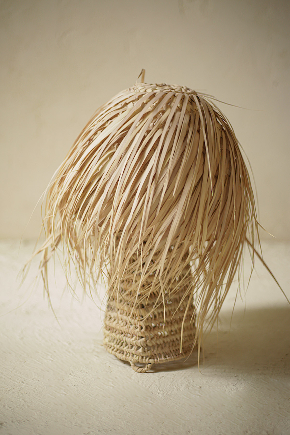palmeritra.jpg Natural Raffia Table Lamp – Handmade Moroccan Lamp - Image 1