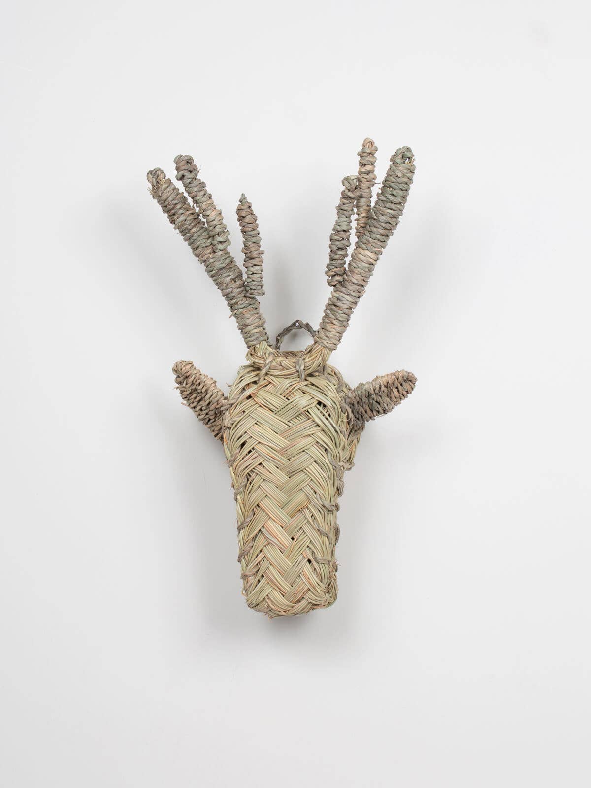 🦌 Mini Woven Animal Head – Stag | Handcrafted Moroccan Wall Décor - Image 5