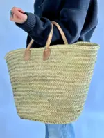 🧺 Short Handled Market Basket – Handwoven Palm & Leather Handles - Image 3