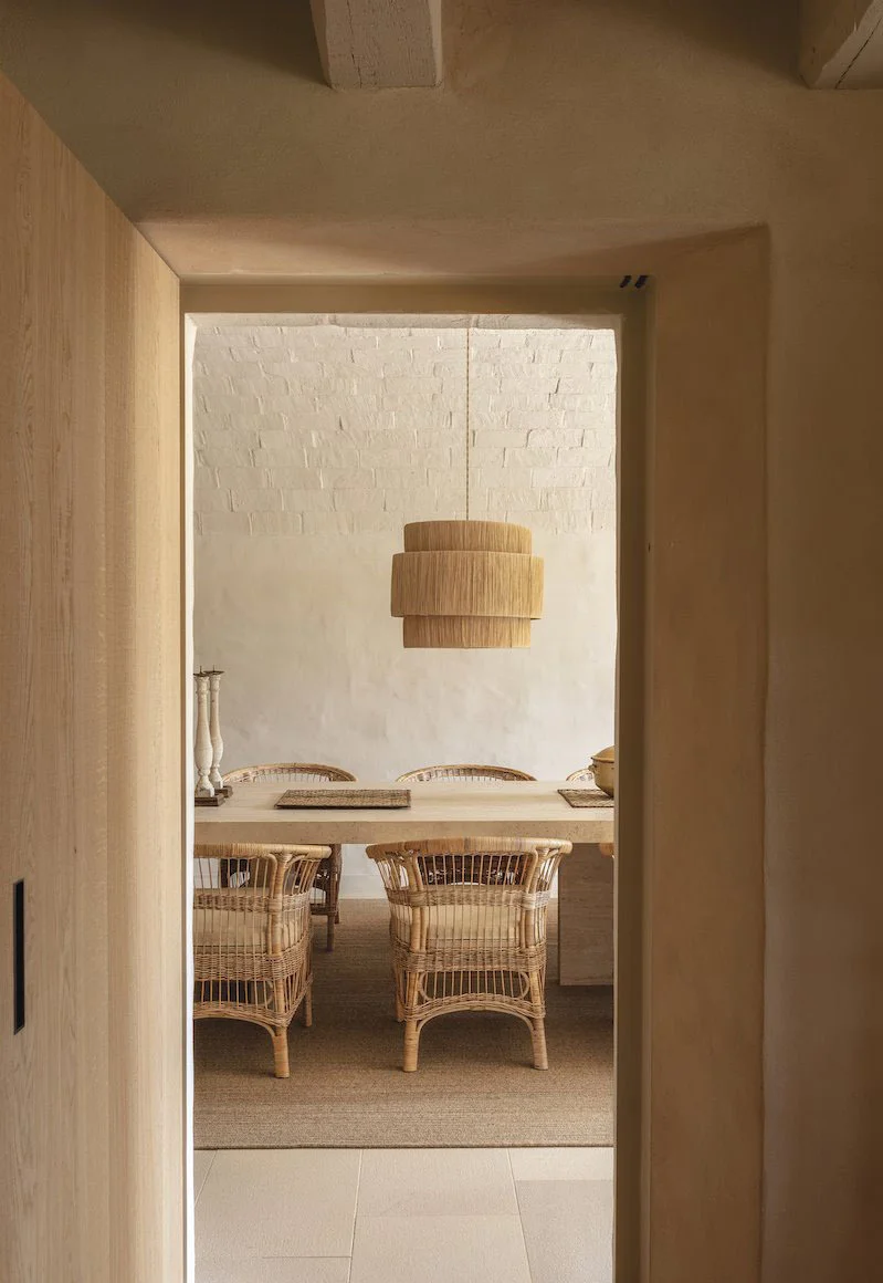 20145286.jpg Moroccan Straw Art Pendant Light Raffia – Handwoven Natural Palm Leaf Lampshade - Image 1