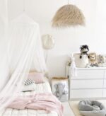 Moroccan Straw Lampshade Ball – Handwoven Palm Leaf Pendant Light - Image 3