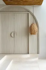 Shaggy Pendant Natural L – Handwoven Rattan Boho Lampshade - Image 3